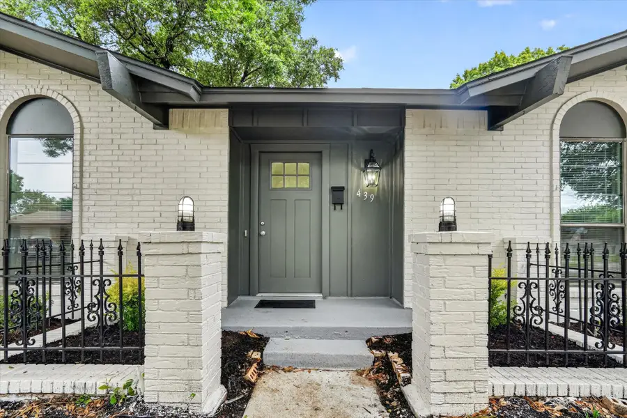 439 Candlelight Avenue, Duncanville, TX 75137 - #2