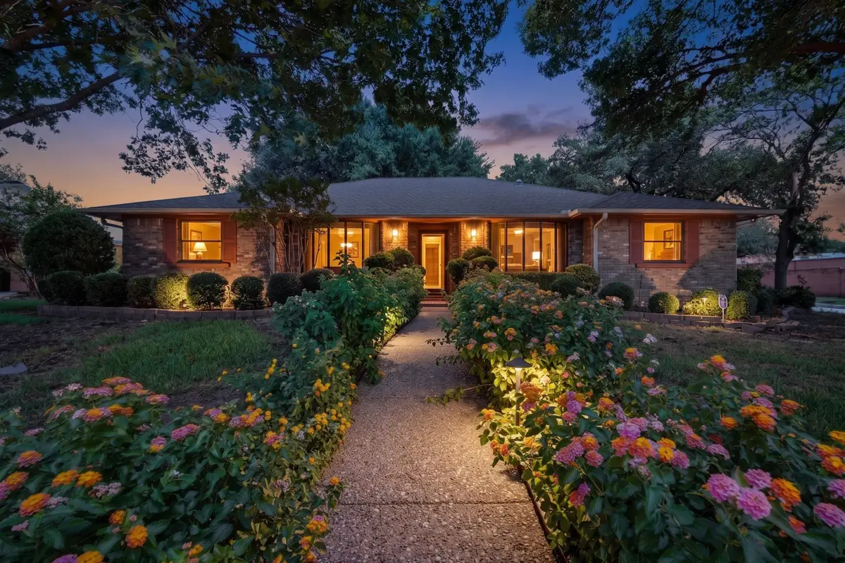 1000 Townsend Lane, Desoto, TX 75115 - #1