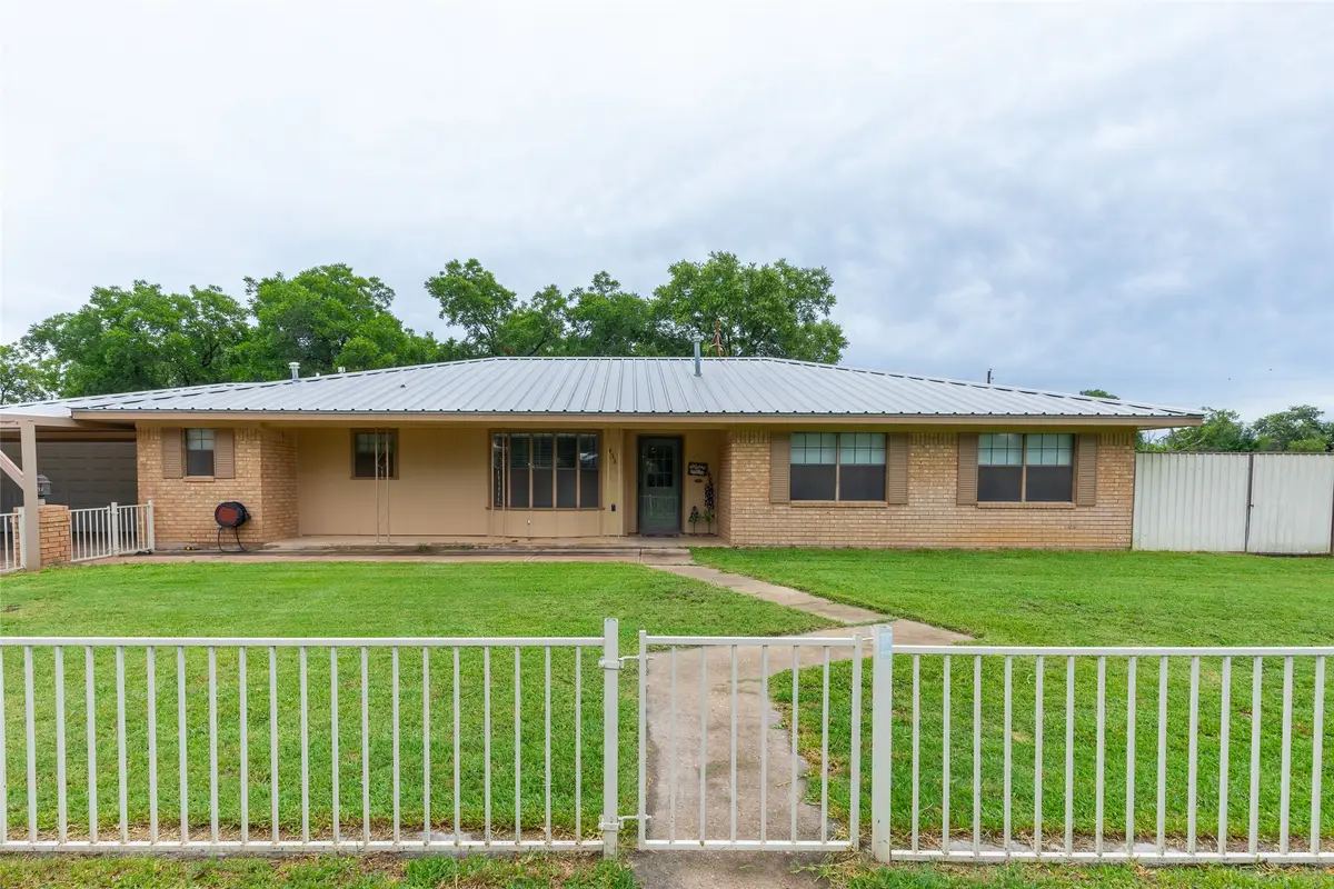 431 Kennedy Street, Clyde, TX 79510 - #1
