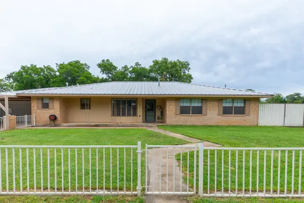 431 Kennedy Street, Clyde, TX 79510