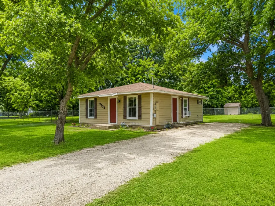2732 W Collin Street, Corsicana, TX 75110 - #3