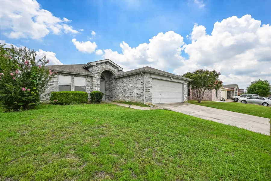 1604 Green Hill Drive, Arlington, TX 76014 - #2