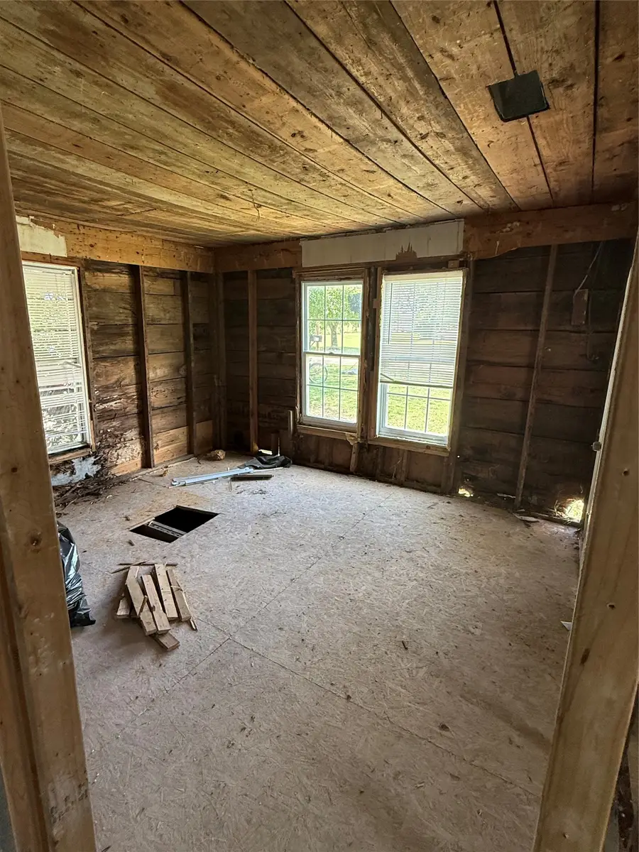 405 Eddies Street, Ponder, TX 76259 - #2