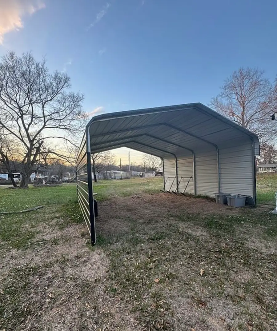 437 E Dalzell Street, Shreveport, LA 71104 - #3
