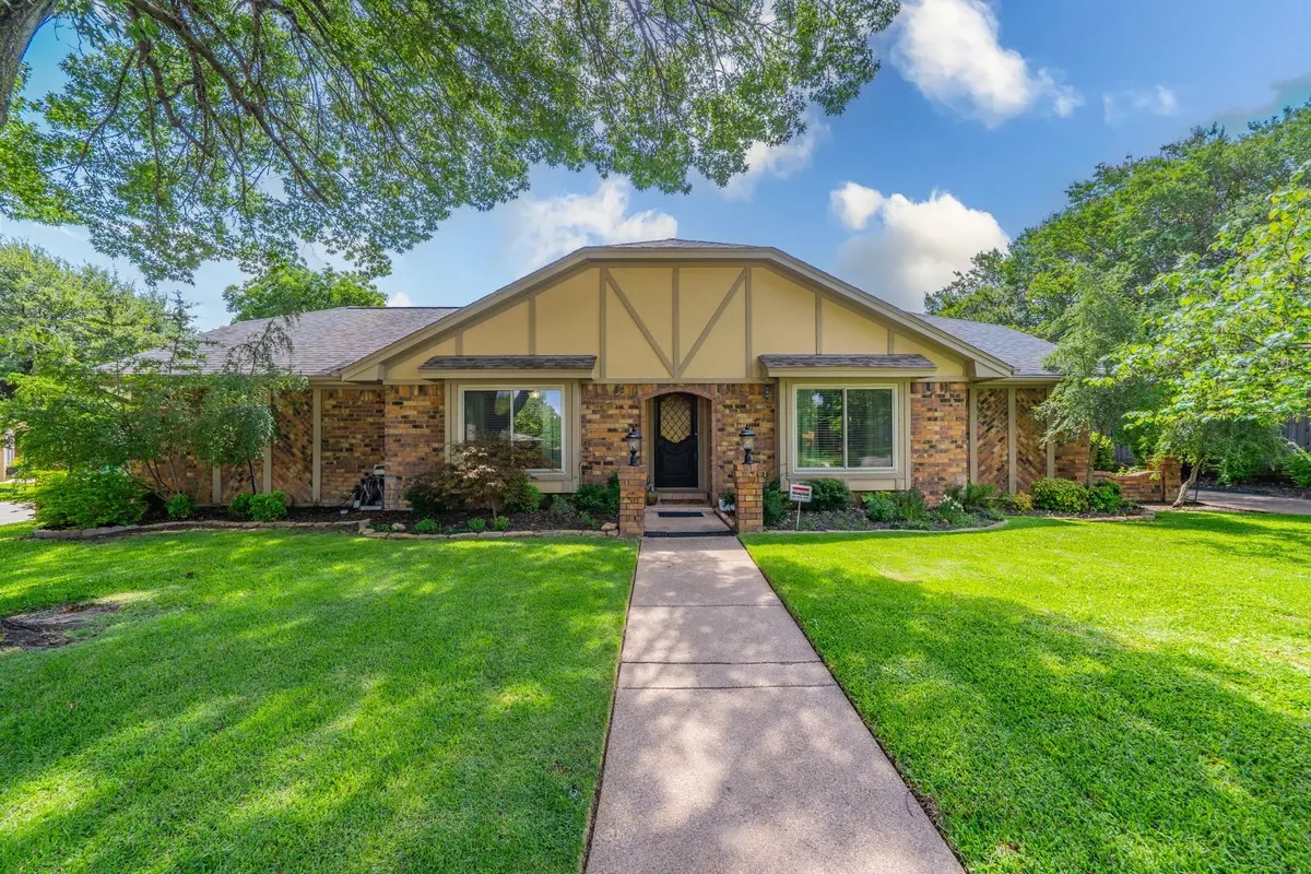 7005 Briarwild Court, Fort Worth, TX 76133 - #1