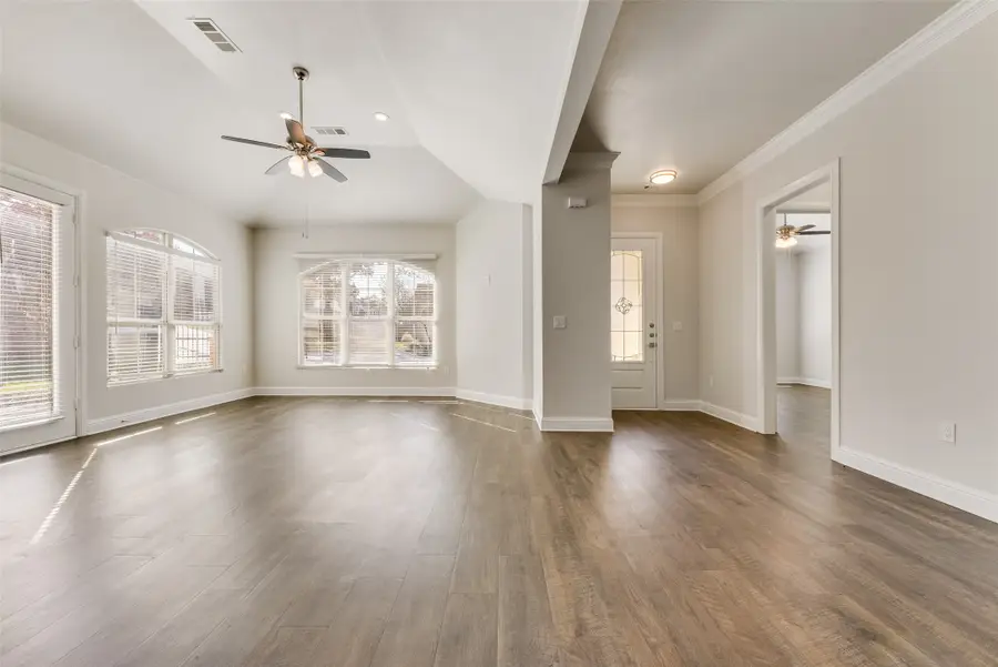 8841 Creek Run Road #403, Fort Worth, TX 76120 - #3