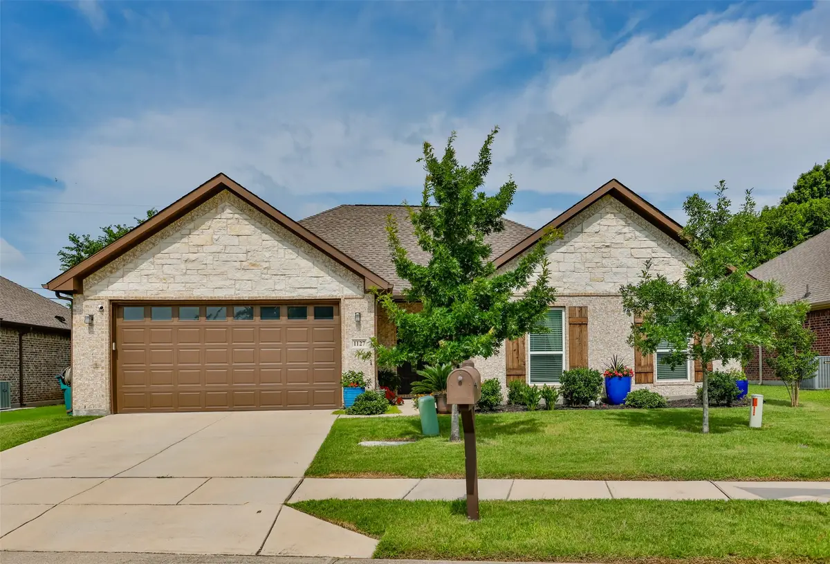 1127 Vintage Avenue, Gainesville, TX 76240 - #1