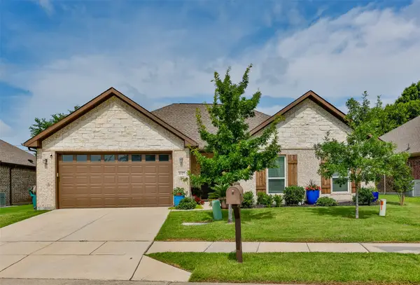 1127 Vintage Avenue, Gainesville, TX 76240