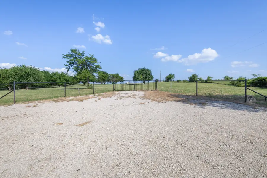 1261 County Road 2735, Decatur, TX 76234 - #2