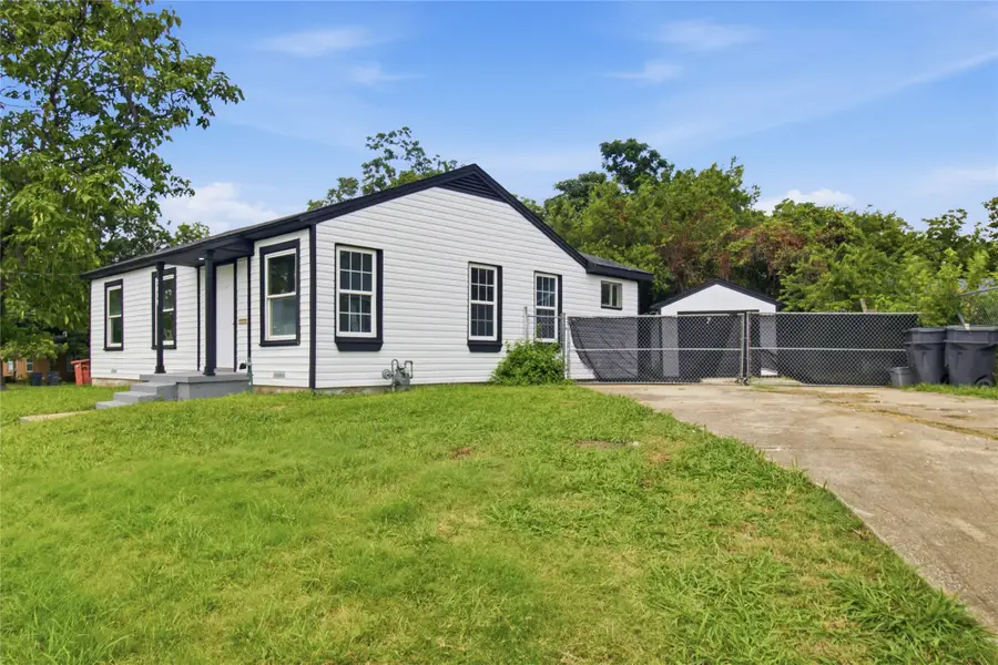 2033 Redman Circle, Dallas, TX 75223 - #3