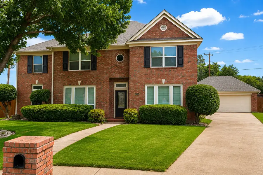8533 Castle Creek Road, North Richland Hills, TX 76182 - #2