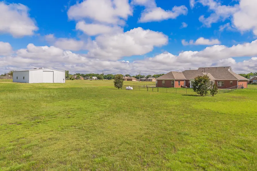 117 Wagon Wheel Circle, Leonard, TX 75452 - #2