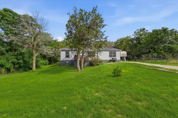 4414 Appletree Court, Granbury, TX 76048