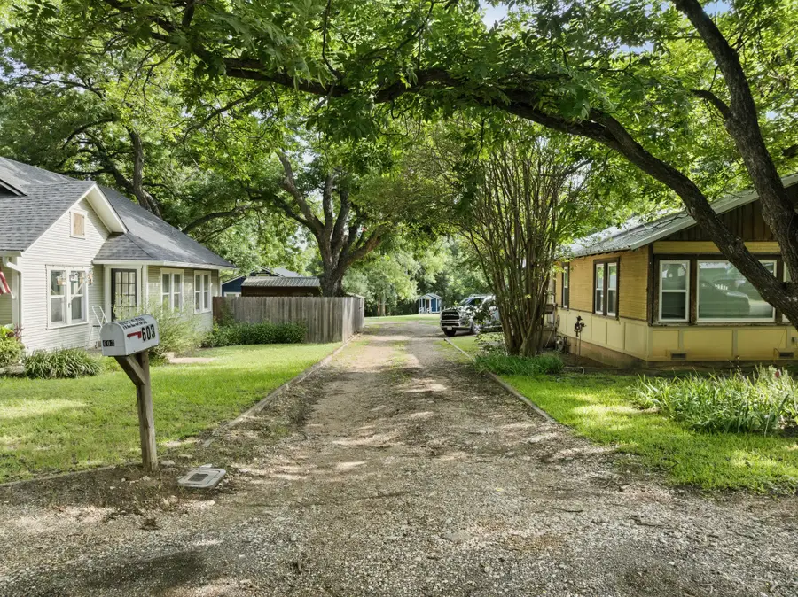 603 E Avenue A, Valley Mills, TX 76689 - #3