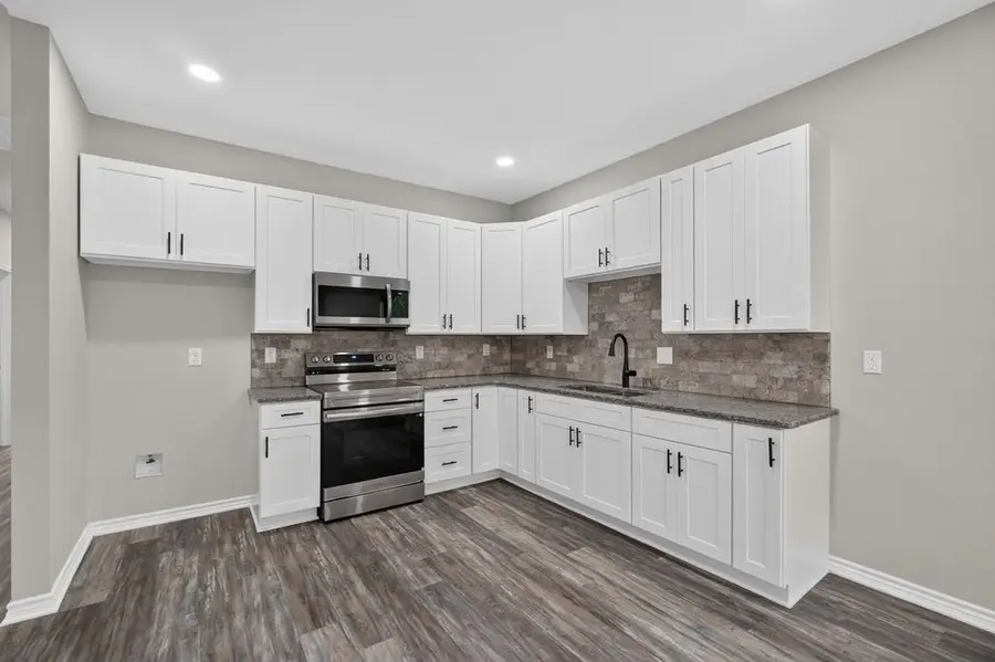 107 Smith Street, Hillsboro, TX 76645 - #3