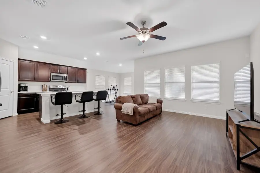 705 Pearl Way, Arlington, TX 76002 - #3