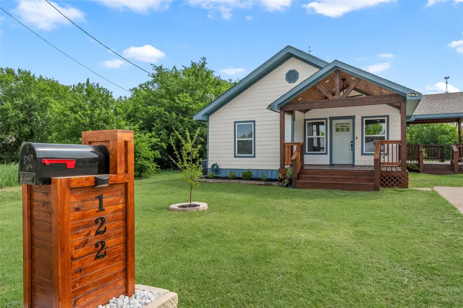 122 Rogers Street, McGregor, TX 76657 - #3