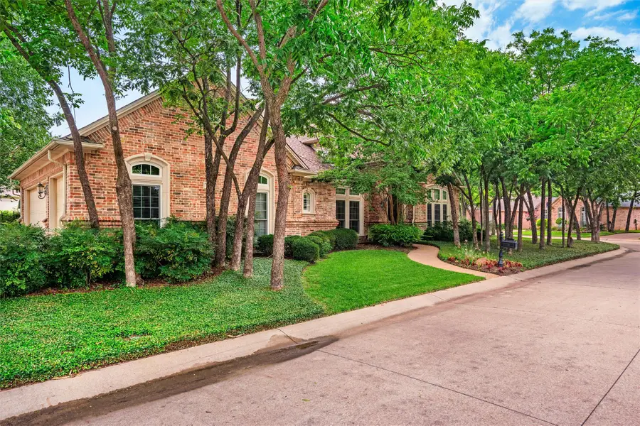 512 Ashmede Court, Arlington, TX 76013 - #2