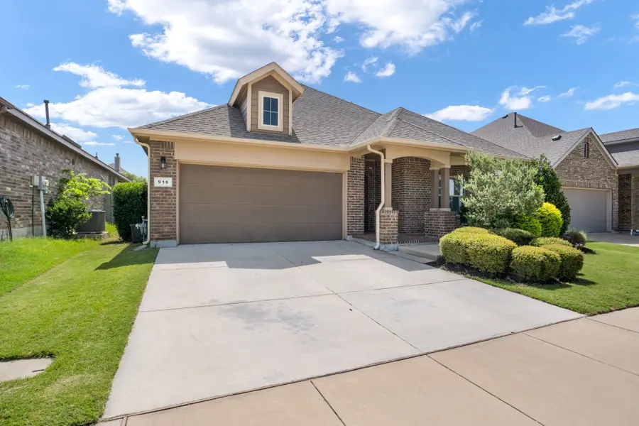 916 Hawks Way, Argyle, TX 76226 - #2