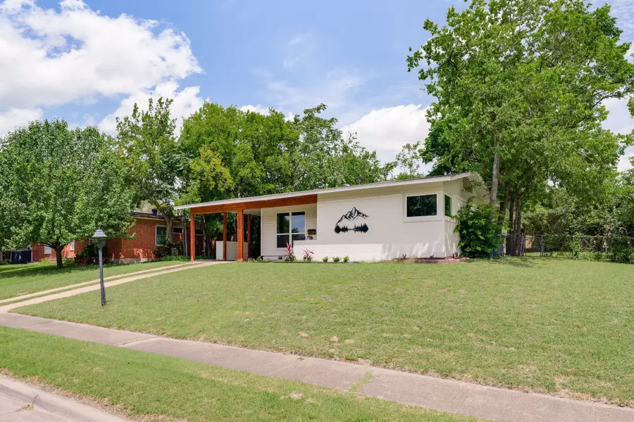 9795 Twin Creek Circle, Dallas, TX 75228 - #3