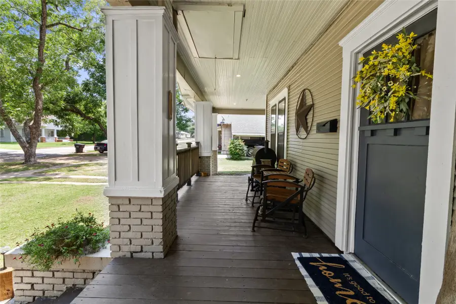600 Elm Street, Teague, TX 75860 - #3