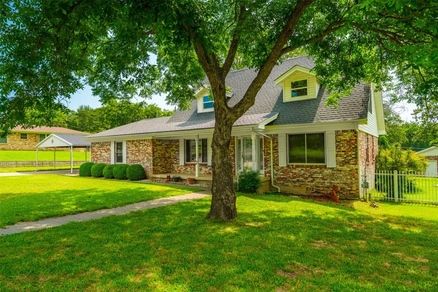 210 Yucca Drive, Weatherford, TX 76087 - #2