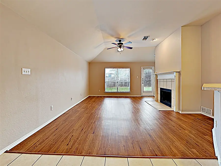 14104 Esperanza Drive, Fort Worth, TX 76052 - #3