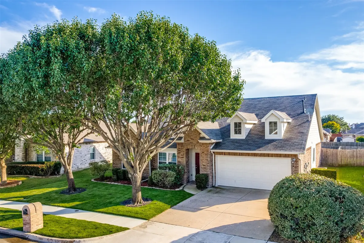 5839 Twilight Drive, Grand Prairie, TX 75052 - #1