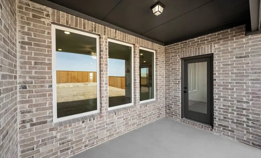 668 Tyronza Drive, Justin, TX 76247 - #2