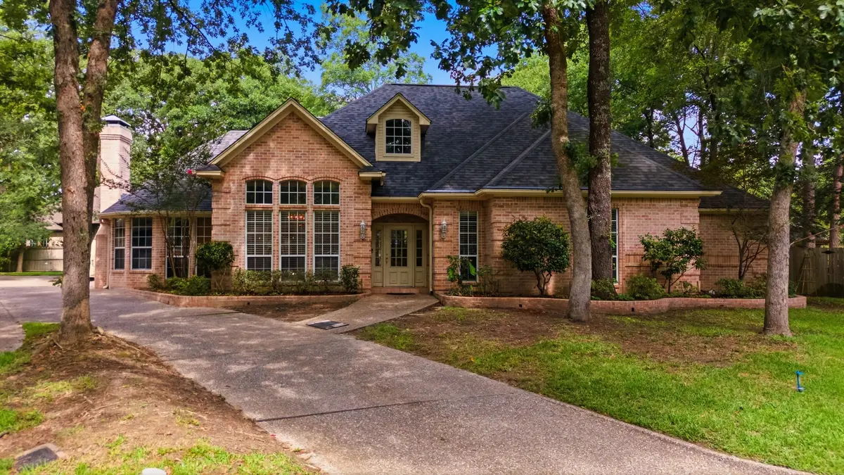 4117 Hollow Oak Circle, Tyler, TX 75707 - #1