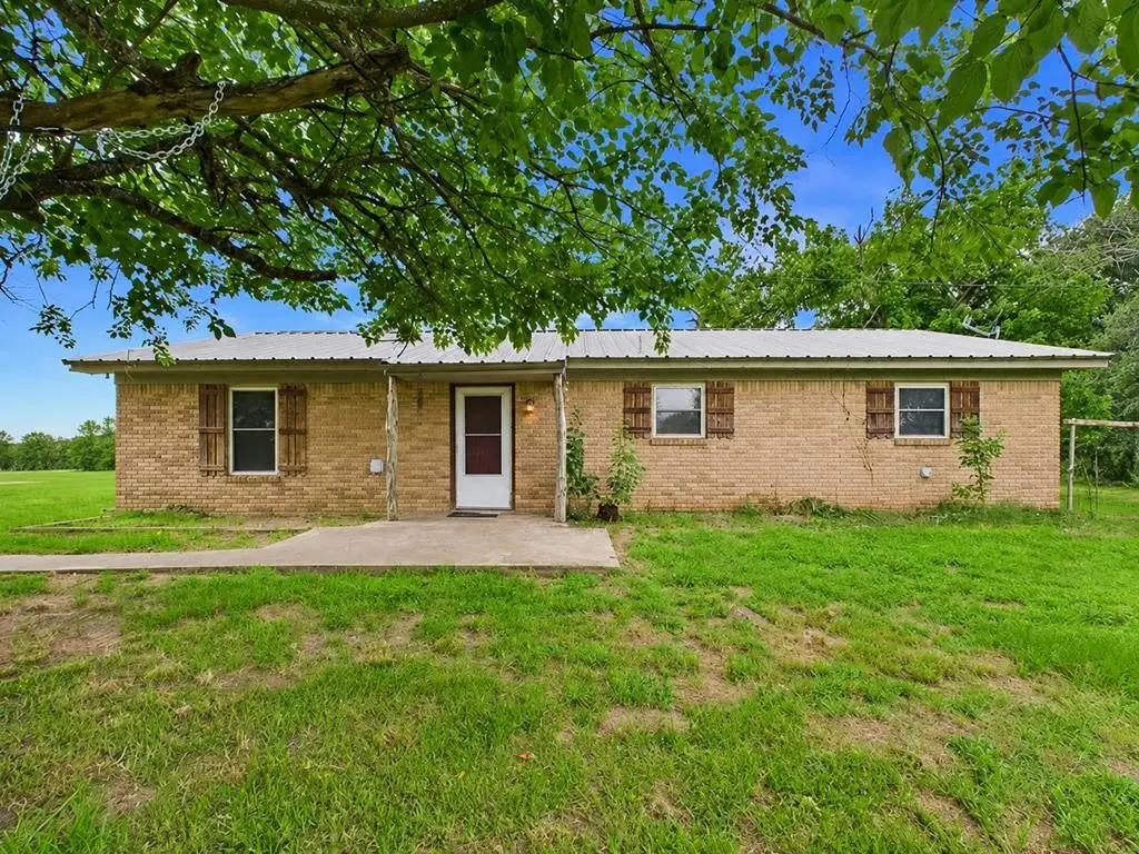 29118 N State Highway 19, Athens, TX 75752 - #1