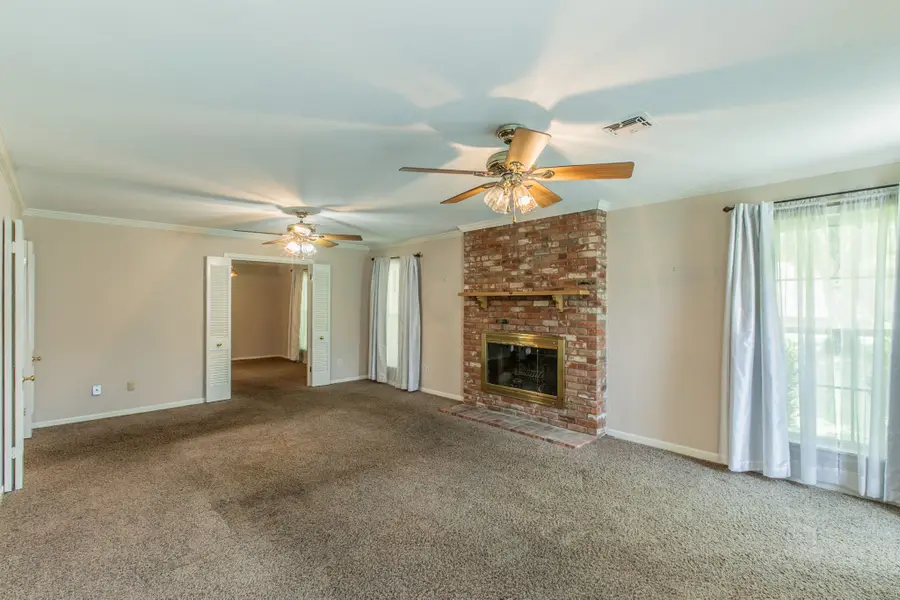 723 Gaywood Drive, Woodway, TX 76712 - #3