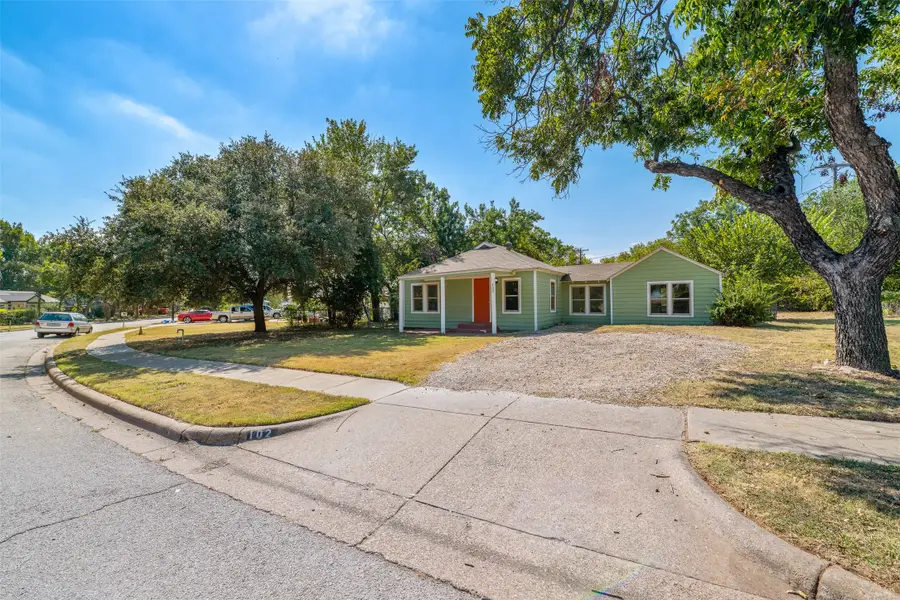 102 San Saba Avenue, Benbrook, TX 76126 - #3