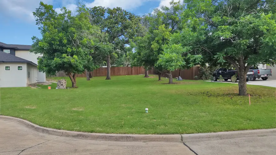 209 Familia Court, Azle, TX 76020 - #2
