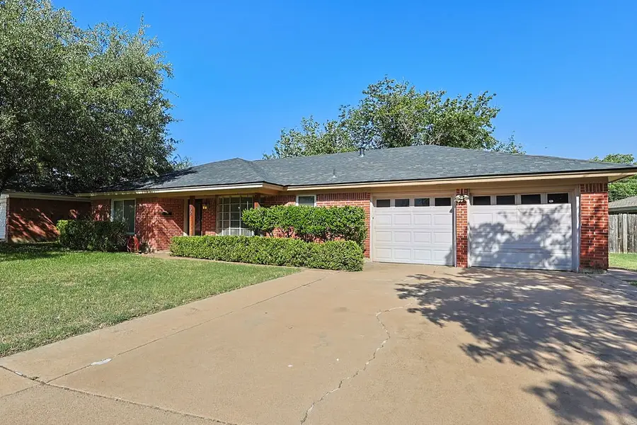 3102 Ivanhoe Lane, Abilene, TX 79605 - #3