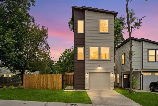 2428 Saint Clair Drive, Dallas, TX 75215