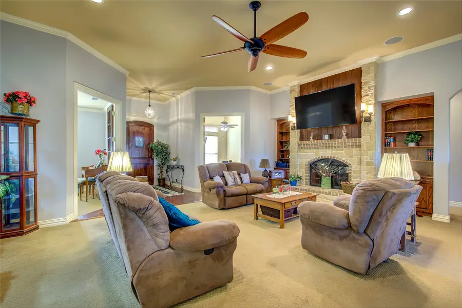 1066 Canyon Lake Road, Wills Point, TX 75169 - #3