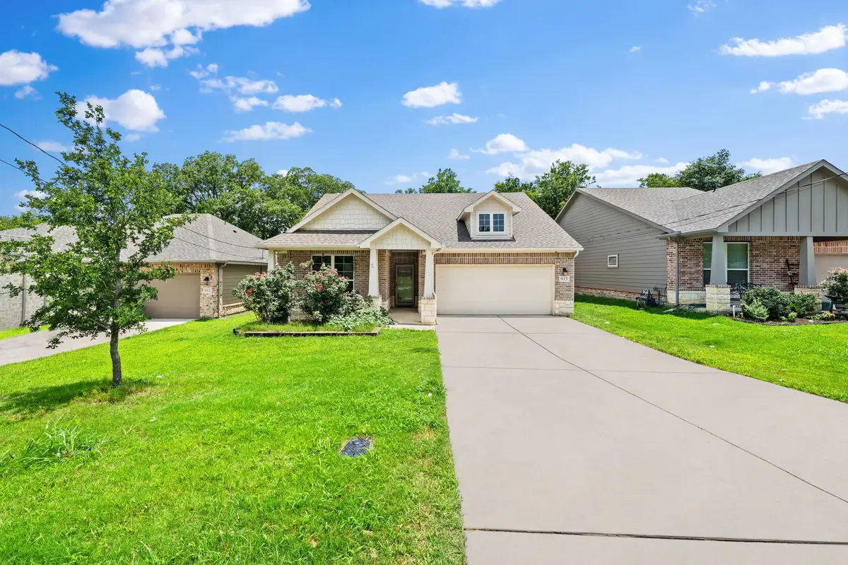 913 Sayle, Greenville, TX 75401 - #1