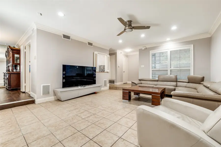 9250 Flickering Shadow Drive, Dallas, TX 75243 - #2
