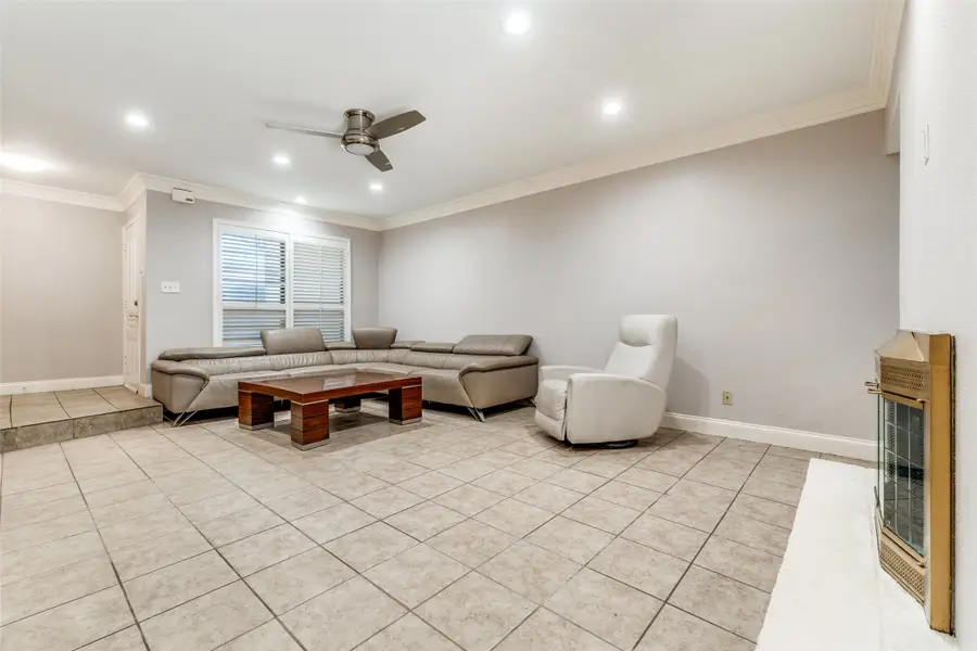 9250 Flickering Shadow Drive, Dallas, TX 75243 - #3