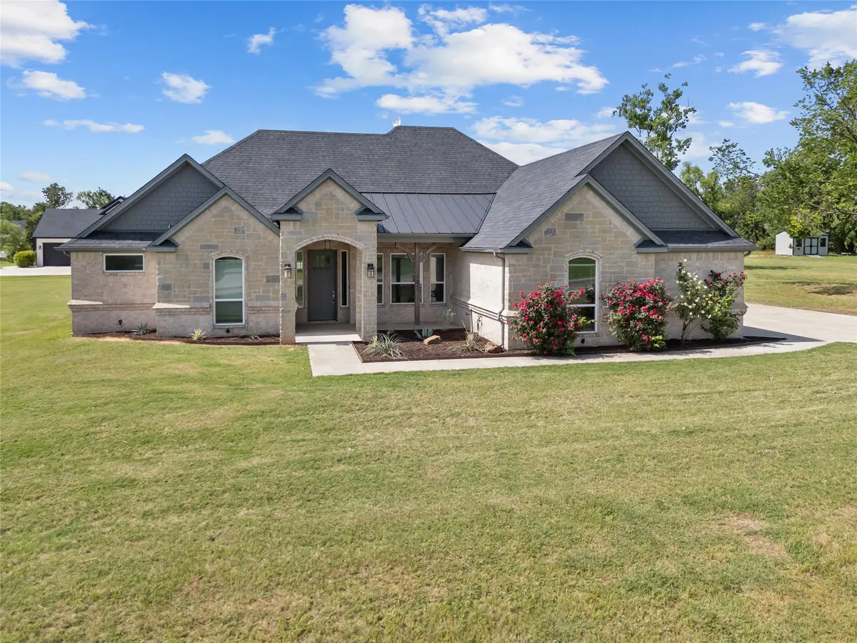 103 Maudy Lane, Springtown, TX 76082 - #1