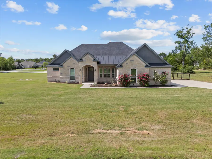 103 Maudy Lane, Springtown, TX 76082 - #2
