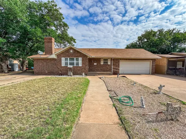918 N 6th Street, Haskell, TX 79521
