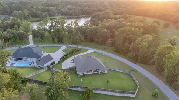 196 County Road 2309, Mineola, TX 75773