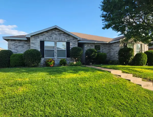 1403 Glenwick Drive, Rockwall, TX 75032
