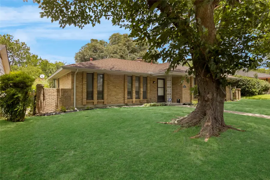 631 E Cherry Street, Duncanville, TX 75116 - #3