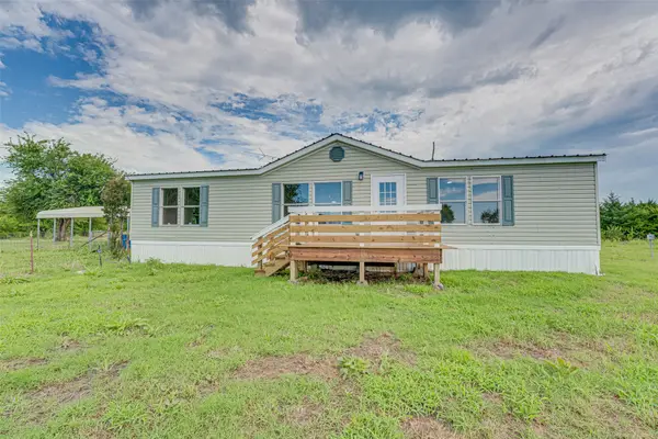 3725 County Road 1102, Celeste, TX 75423