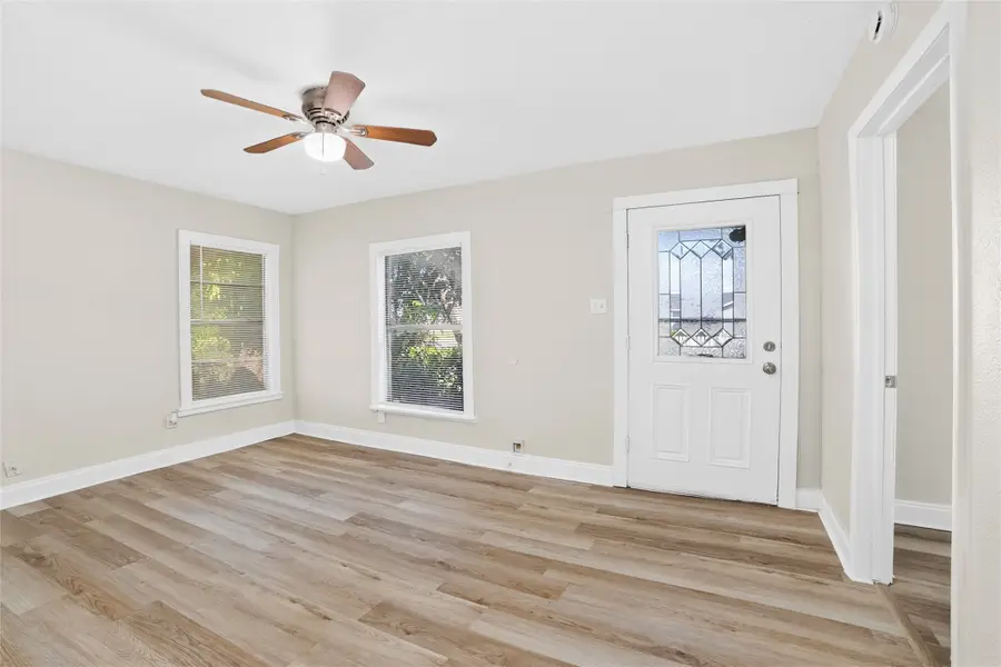 1933 Greenfield Avenue, Fort Worth, TX 76102 - #2