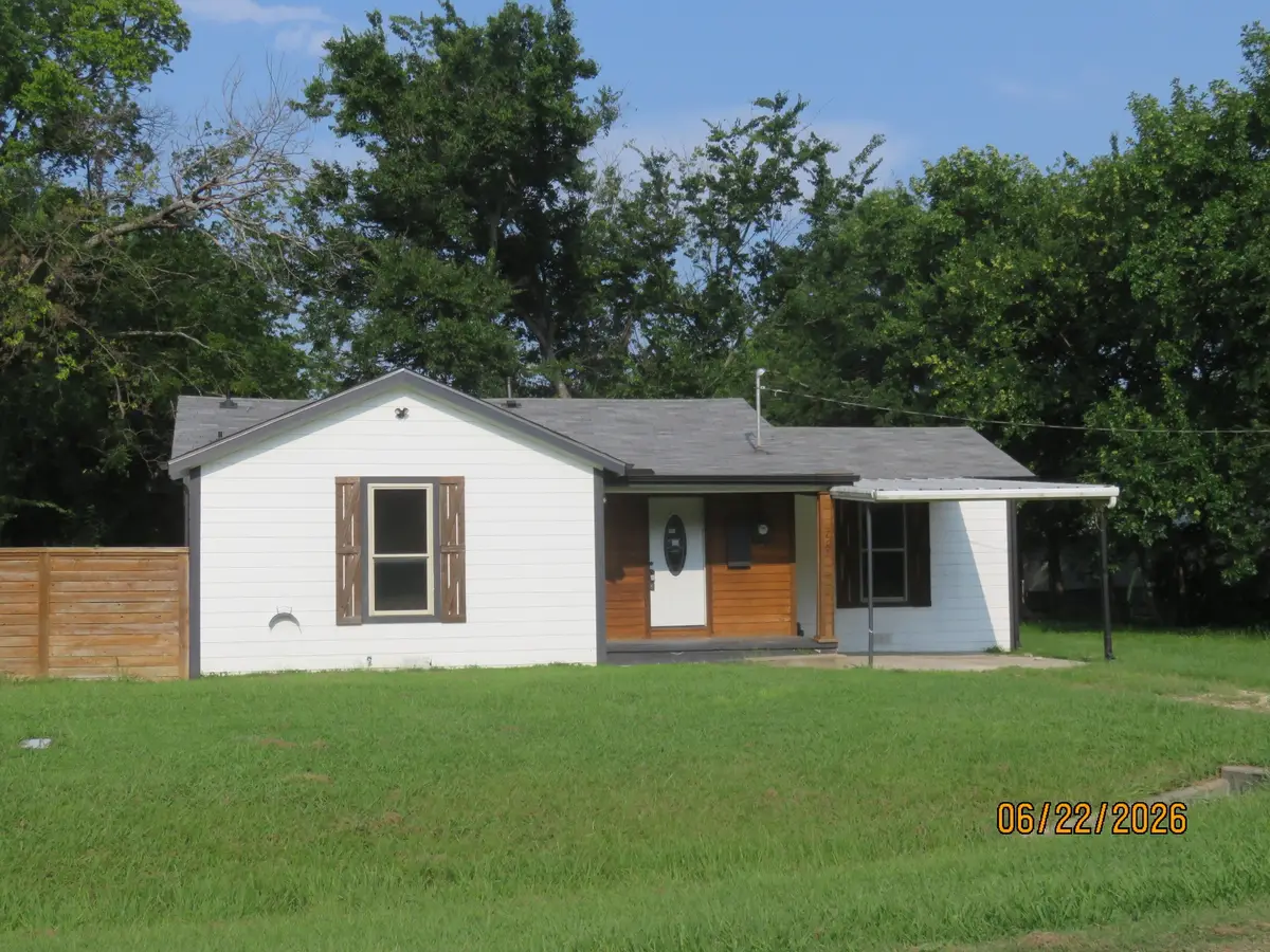 705 S Patterson Street, Campbell, TX 75422 - #1