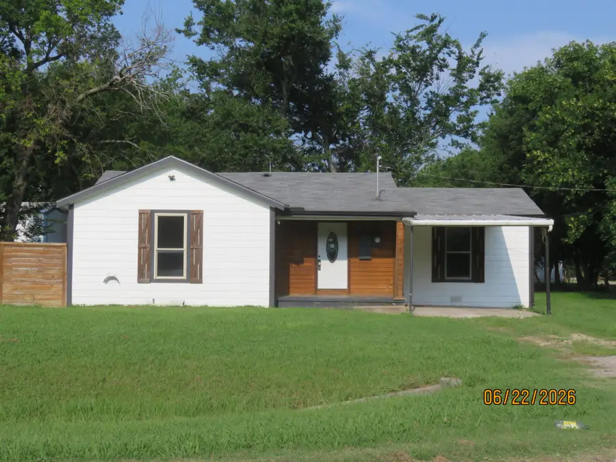 705 S Patterson Street, Campbell, TX 75422 - #2
